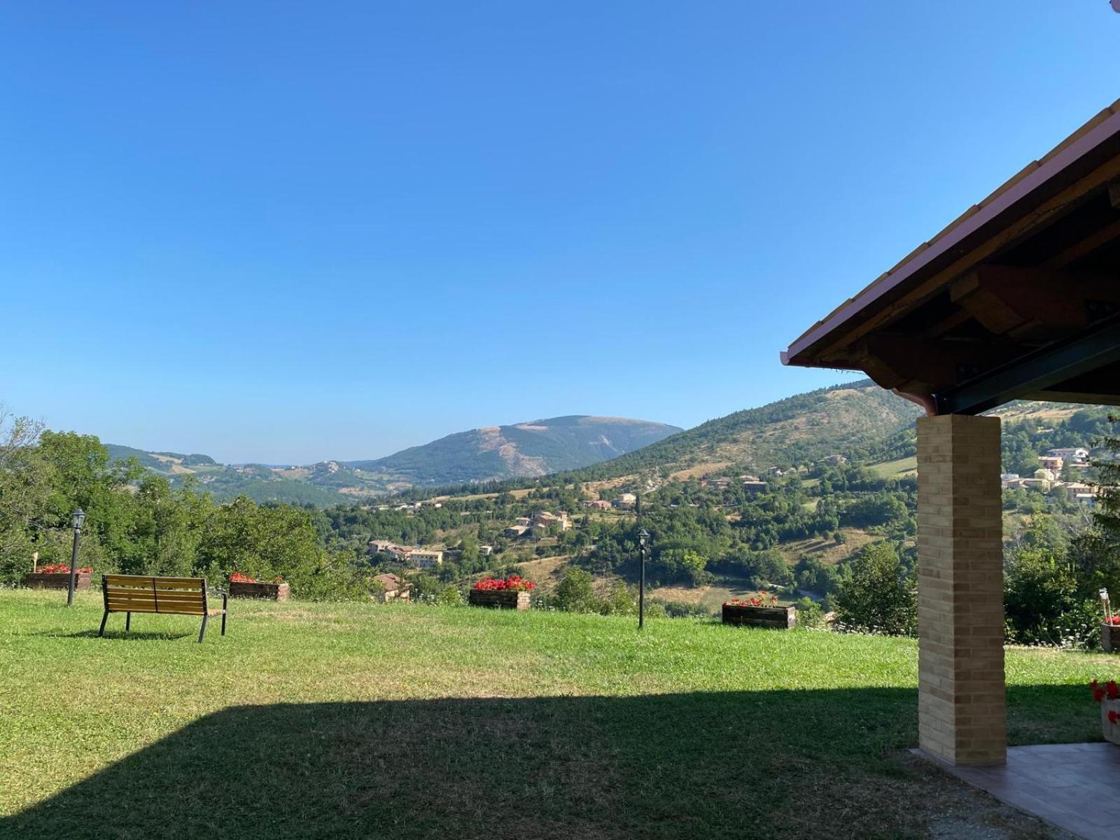 Meriggio Agriturismo Fiastra Exteriér fotografie